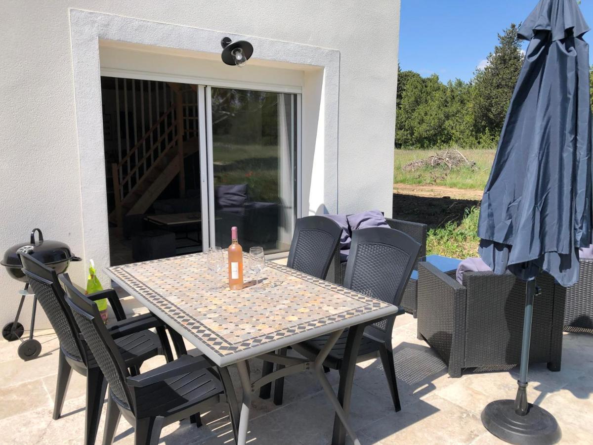 Vila Gite De Charme En Provence Monteux Exteriér fotografie